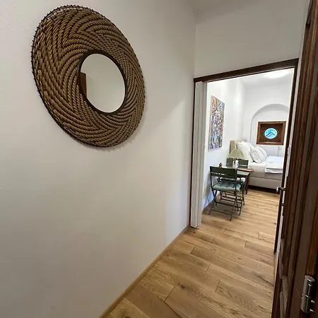 - Ostrůvek 203 Apartman