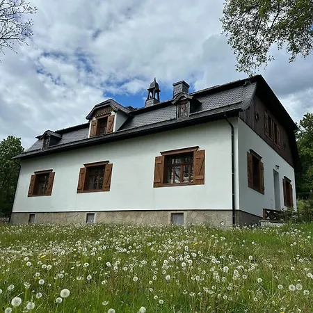 - Ostrůvek 203 Apartman Lesna (Tachov)