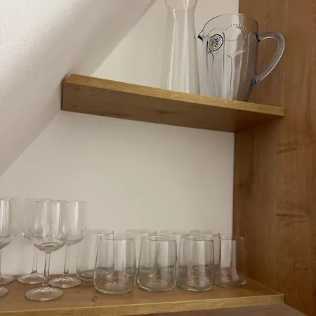 - Ostrůvek 203 *